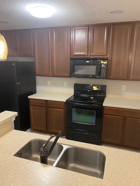 Building Photo - 13819 Herons Landing Way