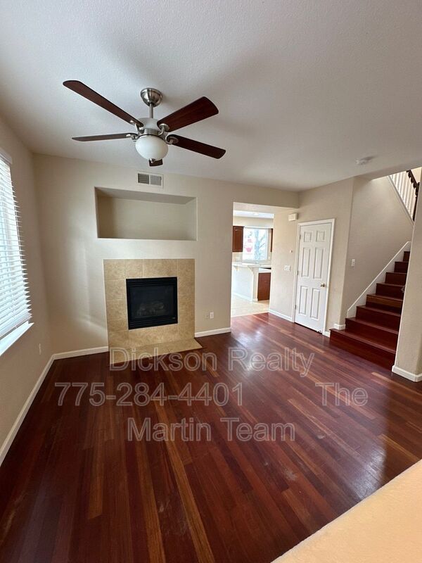 Building Photo - 3994 Dominus Dr