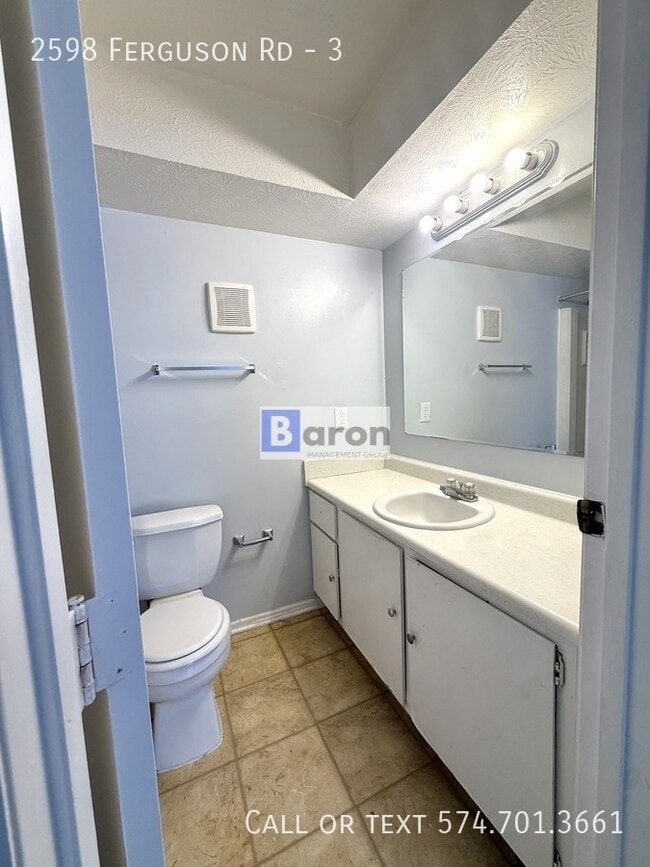 Foto del edificio - 2598 Ferguson Rd