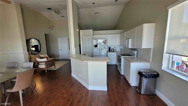 Foto del edificio - 3 br, 1 bath House - 790 Falling Water Rd