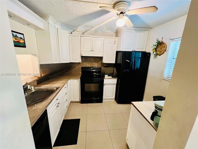 Foto del edificio - 1800 SW 81st Ave