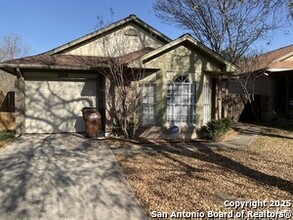 Building Photo - 3818 Candlestone Dr