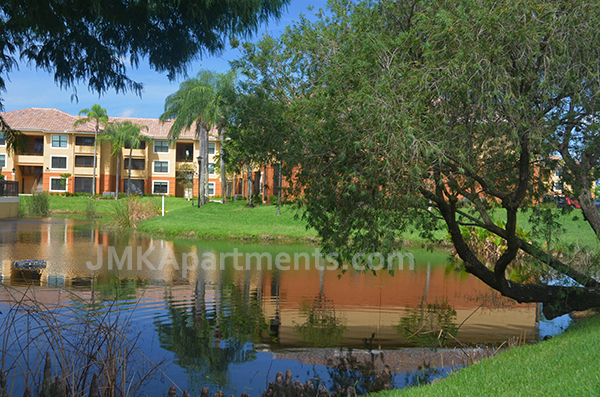Building Photo - 2536 Village Blvd