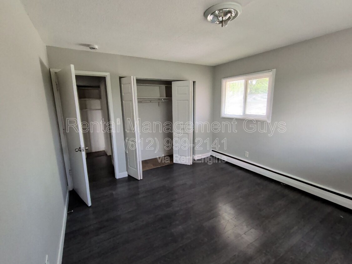 Foto del edificio - 1757 Thomas Ave W