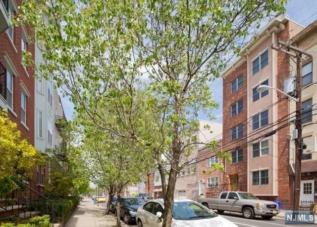 Foto del edificio - 515 Monroe St