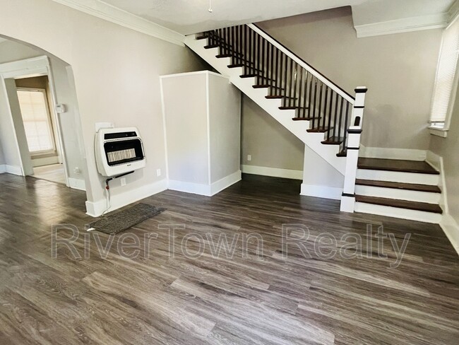 Building Photo - 3635 Carnes Ave