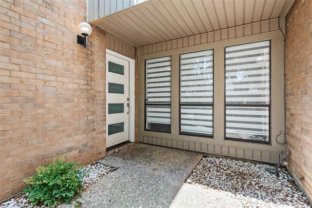 Building Photo - 12231 Montego Plaza