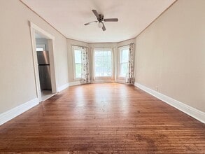 Building Photo - 900 W Parker St