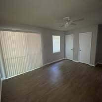 Apartment Bedroom - Faulkner Court Apartments