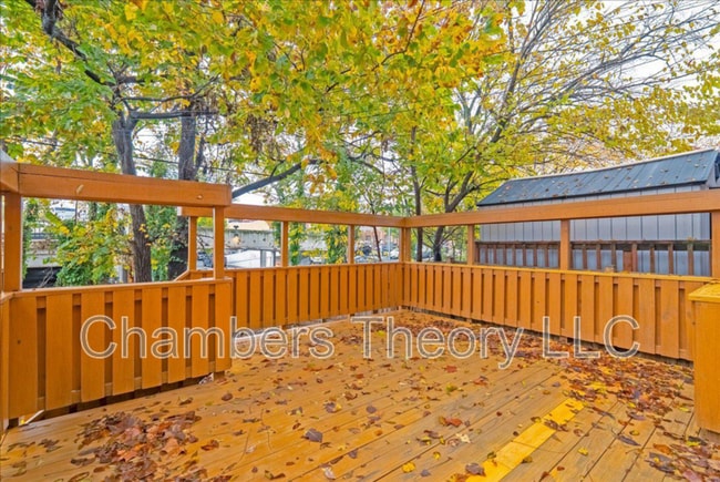 Foto del edificio - 4411 Harrison St NW