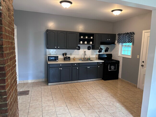 Foto del edificio - 362 Norton St