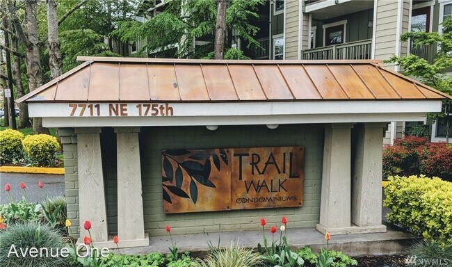 Building Photo - 3 br, 2 bath House - 7711 NE 175th St, #B310