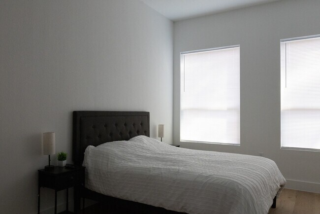 Foto del edificio - 7129 Sidney St