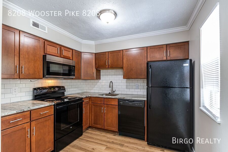 Foto principal - 2 Bed/2 Bath Apartment NOW AVAILABLE in Ma...