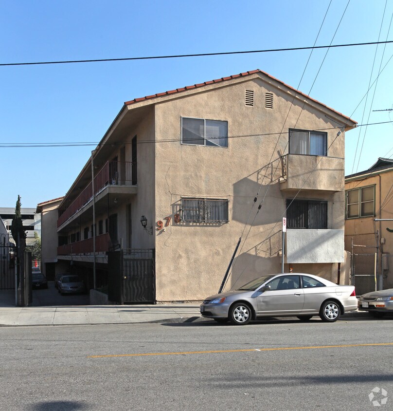 Foto principal - 970 Yale St