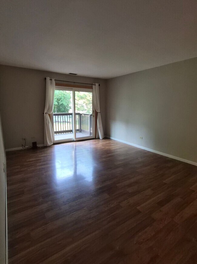 Foto del edificio - 1482 Stonebridge Cir