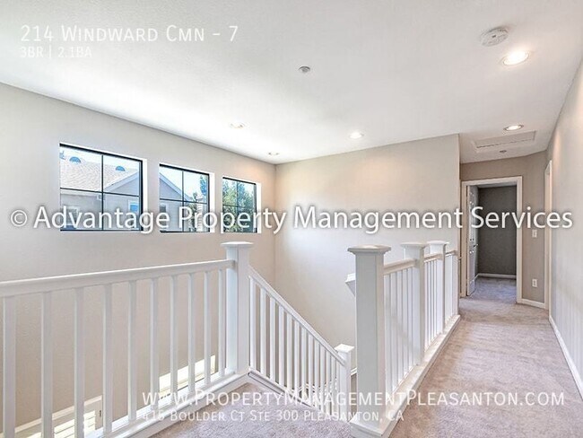 Foto del edificio - 214 Windward Common