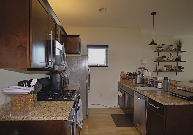 Foto del edificio - 5501 Hudson Ave