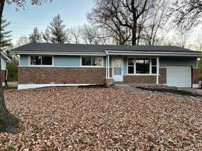 Building Photo - 2212 Collett Dr