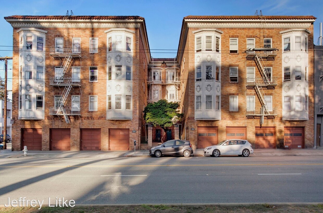 Primary Photo - 650 Stanyan St
