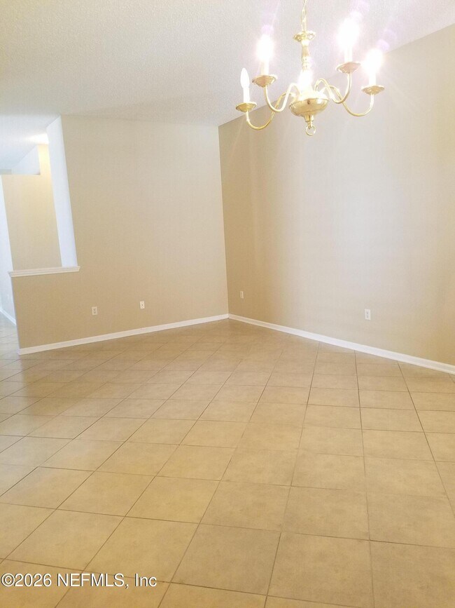 Building Photo - 1763 Hawkins Cove Dr E