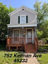 Building Photo - 752 Keenan Ave