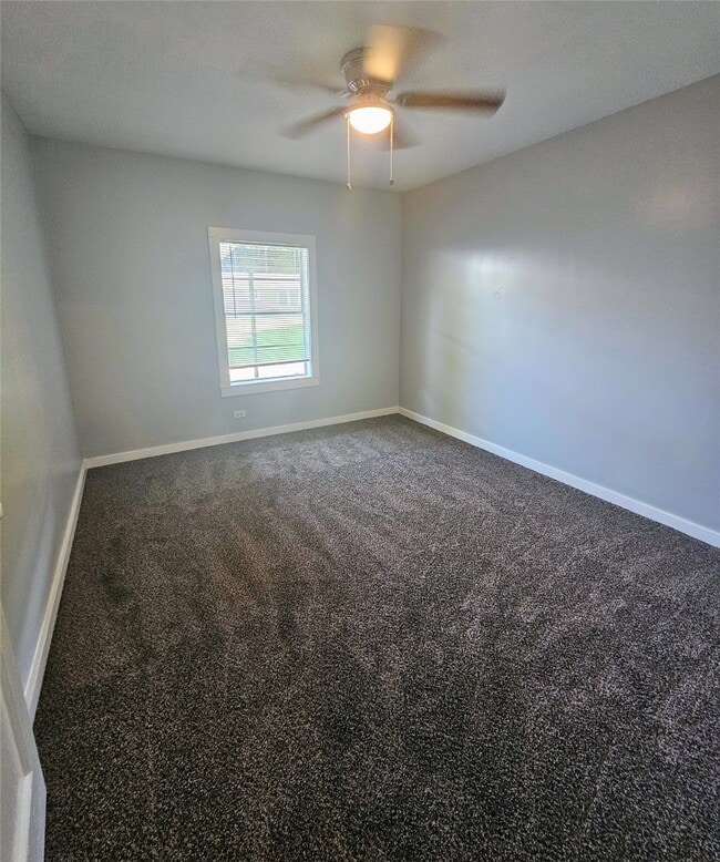 Building Photo - 132 W Texaco St