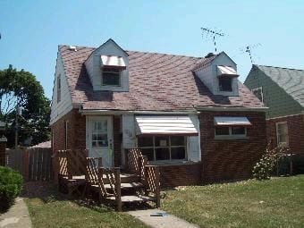 Building Photo - 1481 Lincoln Ave