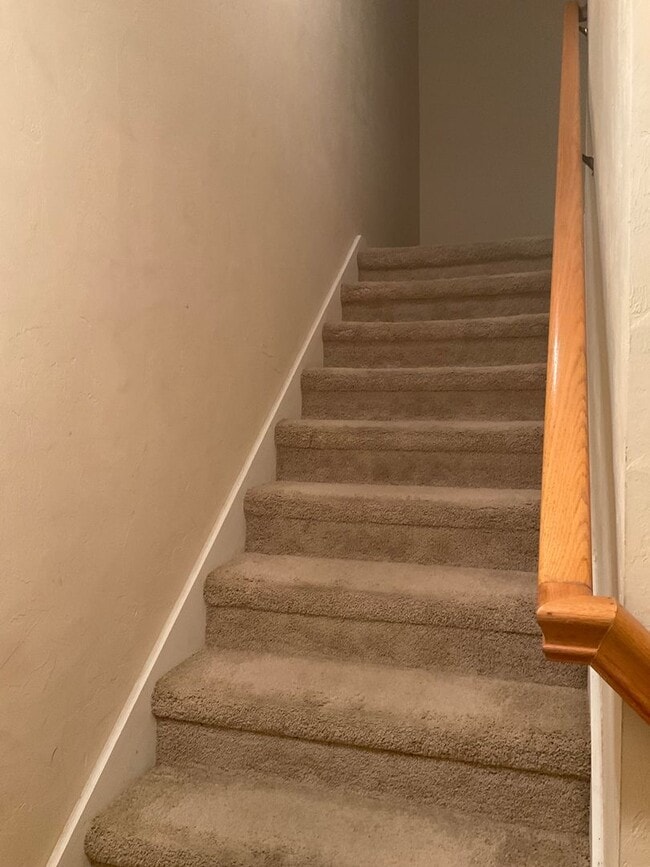 Building Photo - Studio Garage Apartment in Haile Village Center