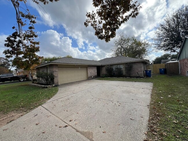 Foto del edificio - 4823 Bridgeview Ln