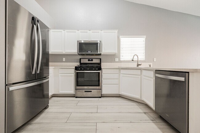 Building Photo - 6067 Turtle River Ave
