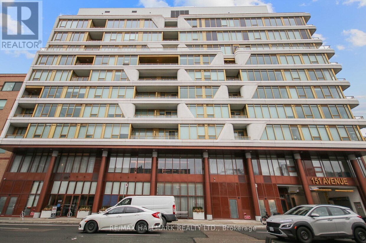 Photo principale - 151-151 Avenue Rd