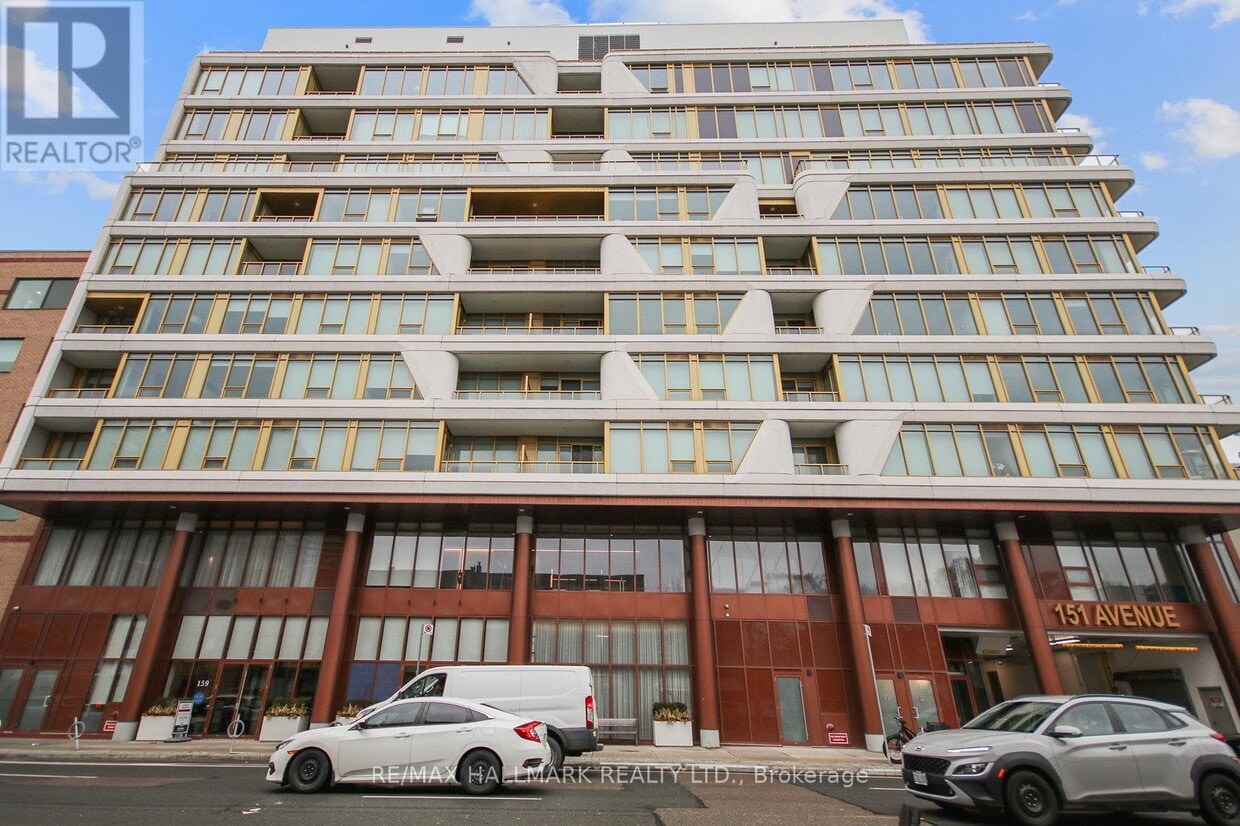 Primary Photo - 151-151 Avenue Rd