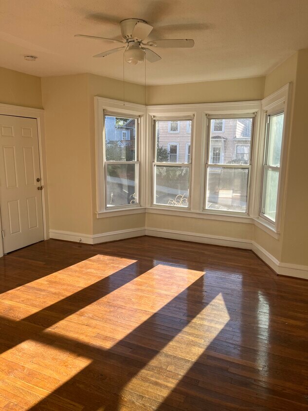Foto principal - 180 Walnut St
