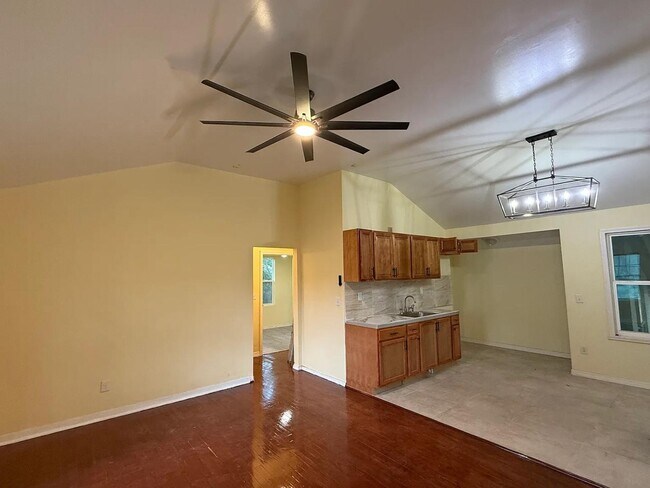 Foto del edificio - 9961 Jeanette Rd