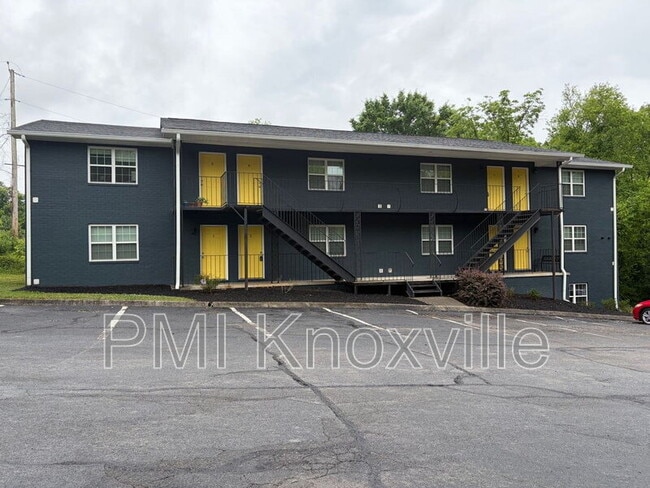 Building Photo - 123 Ingersoll Ave