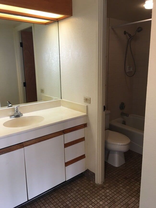 Foto del edificio - Plaza Landmark 1 bedroom 1 bath