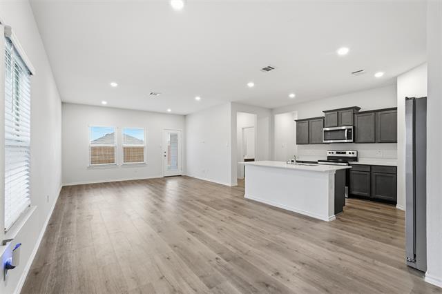 Building Photo - 805 Trough St