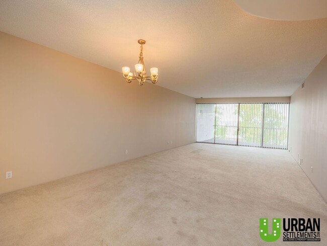 Building Photo - Spacious 2 Bedroom, 2 Bath Condo with Modern Comfort and Style