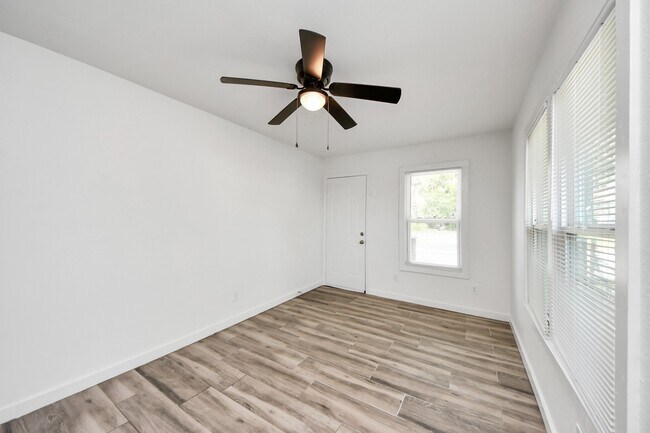 Foto del edificio - 406 73rd St