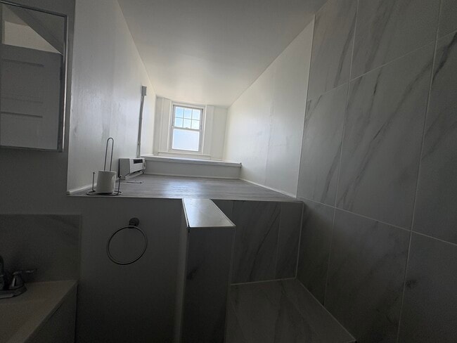 Building Photo - 89 Main Ave