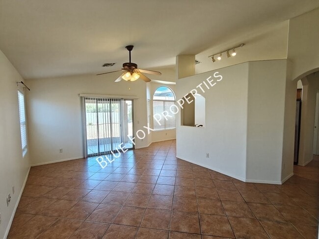Building Photo - 60354 Alpine Way