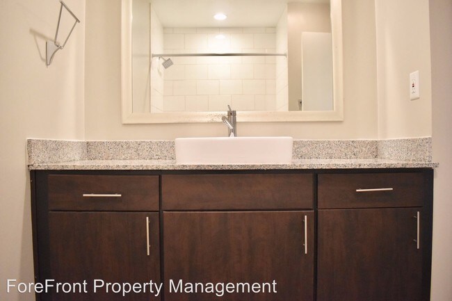 Foto del edificio - 2 br, 1.5 bath House - 735 Byrnes Dr #6
