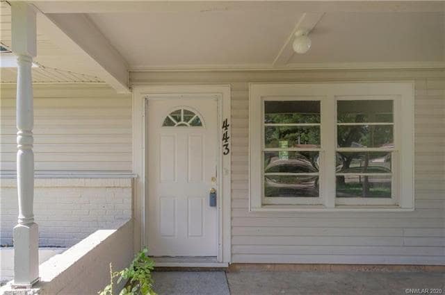 Building Photo - 443 Browning St