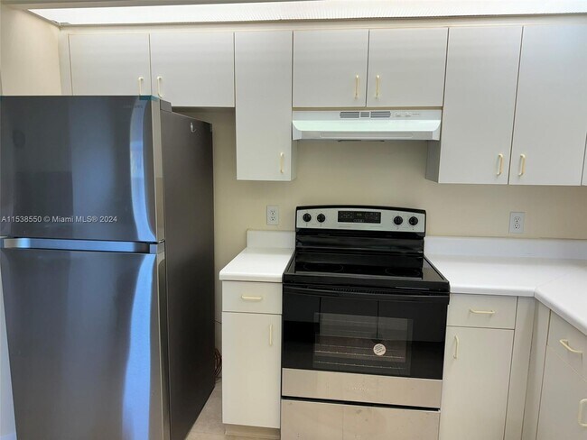 Foto del edificio - 1501 SW 131st Way
