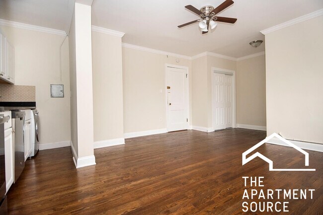 Foto del edificio - 3345 N Marshfield Ave