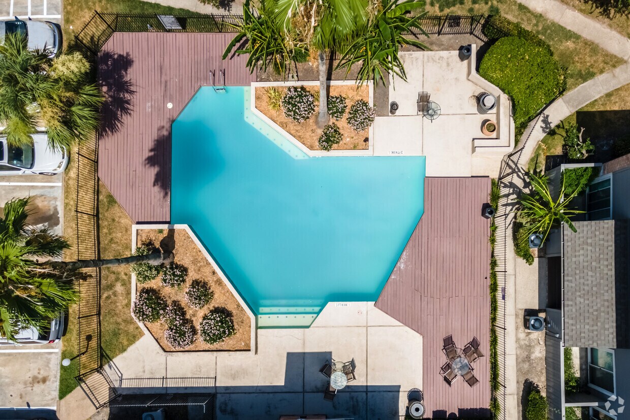 Huntington at Stonefield Apartments in Houston, TX