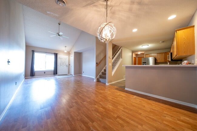 Building Photo - 17083 Eagleview Way