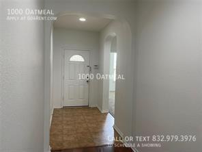 Building Photo - 1000 Oatmeal-