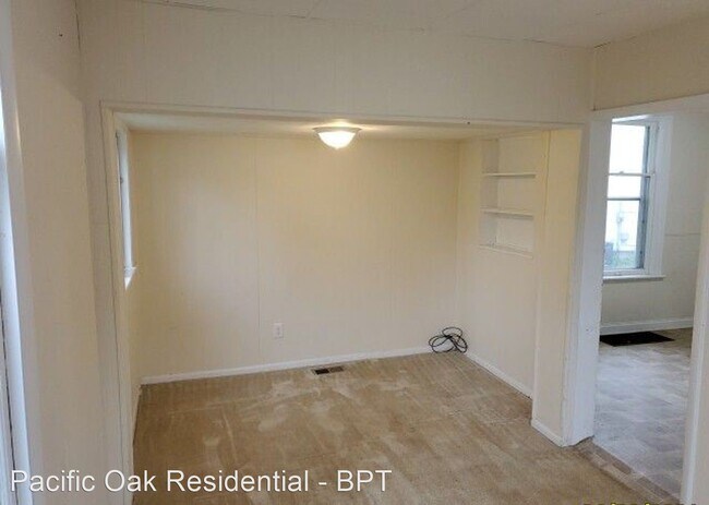 Building Photo - 3 br, 1 bath House - 716 Randolph St